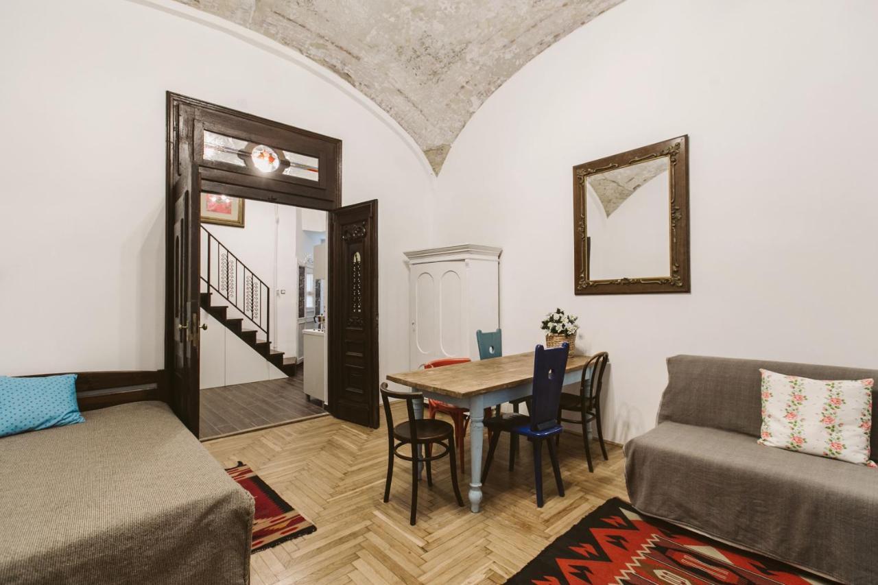 The Chapel - History, Tradition, Luxury Budapest Ngoại thất bức ảnh